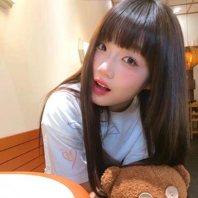 黎明时分的年轻人们