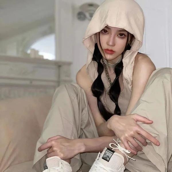 人·鬼·情